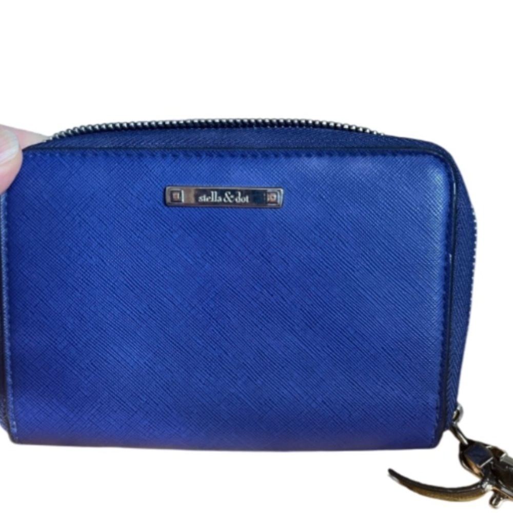 Stella&dot wristlet